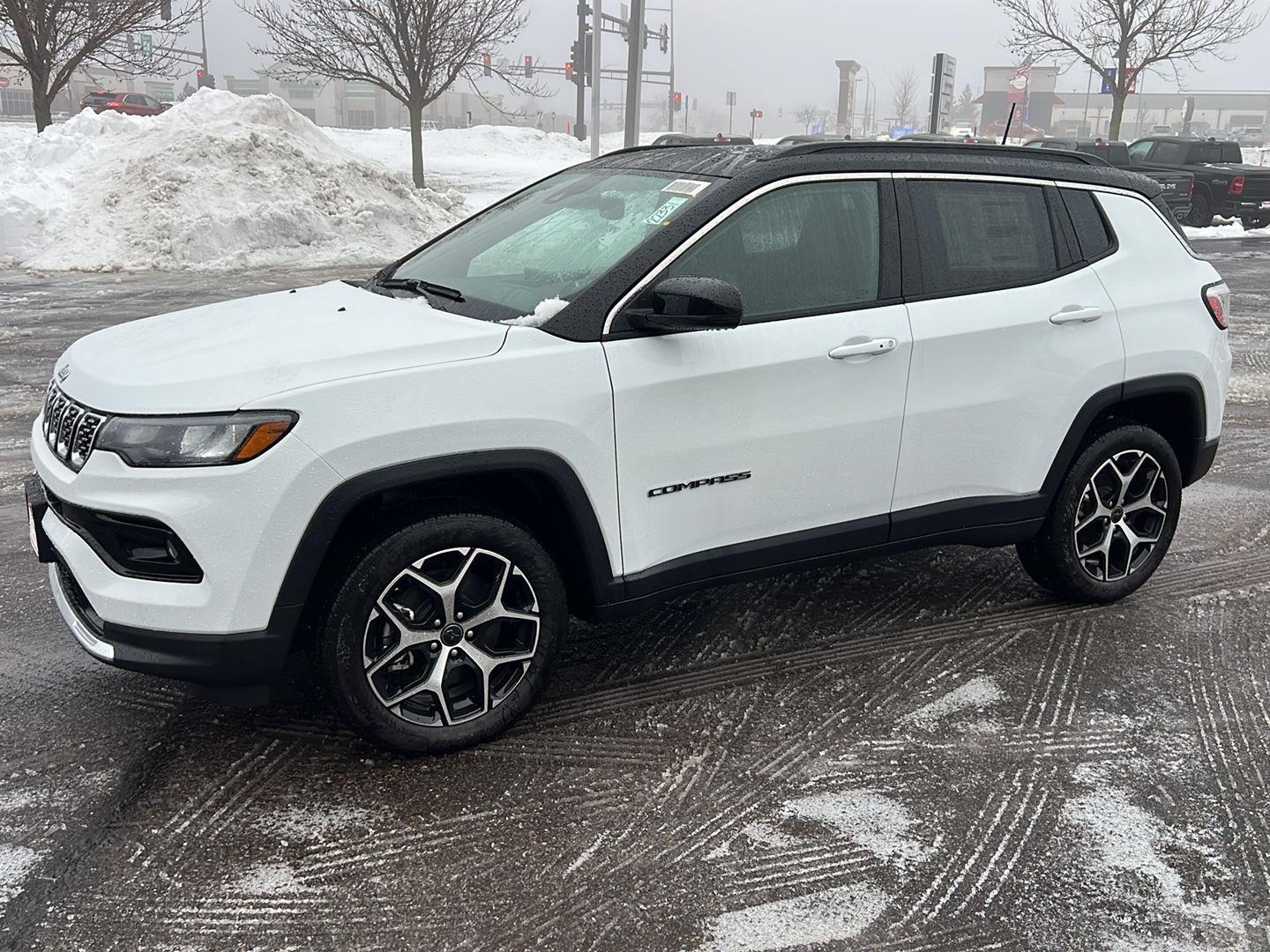 2026 Jeep Compass Limited's photo