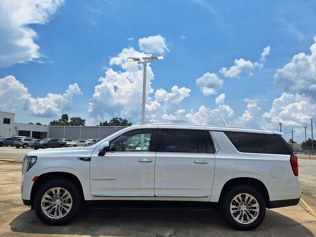 2024 Gmc Yukon XL SLT photo 2