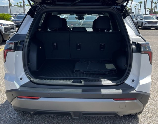 2026 Chevrolet Equinox LT photo 7