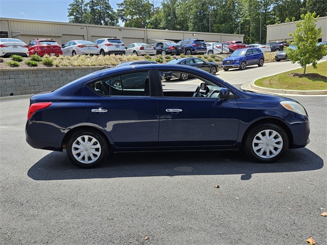 2012 Nissan Versa 1.6 SV photo 12