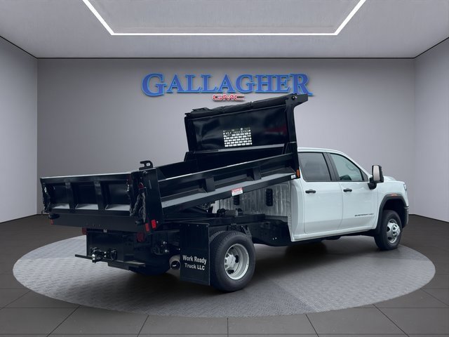 2025 Gmc Sierra 3500 HD Pro photo 2