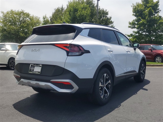 2025 Kia Sportage EX photo 3