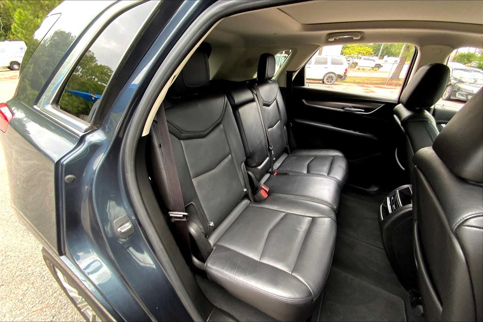 2019 Cadillac XT5 Luxury photo 18