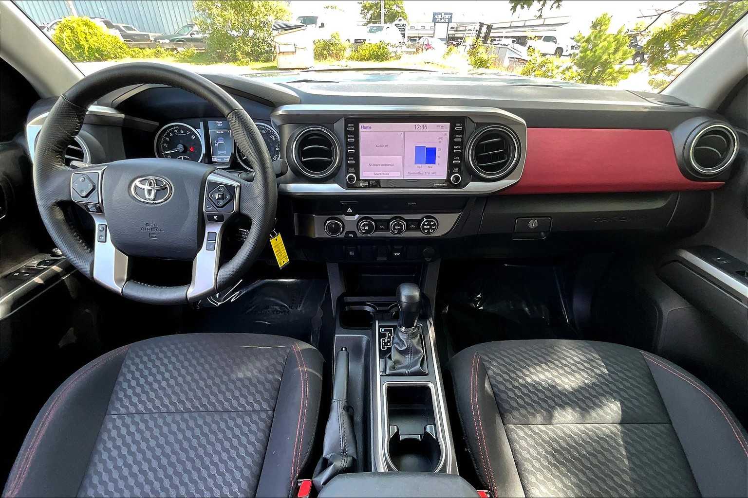 2023 Toyota Tacoma SR5 4x4 Access Cab photo 12