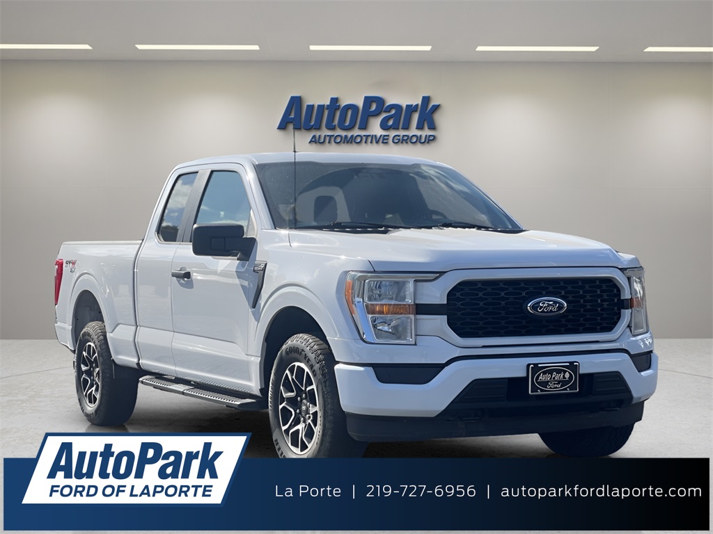 2022 Ford F-150 XL's photo