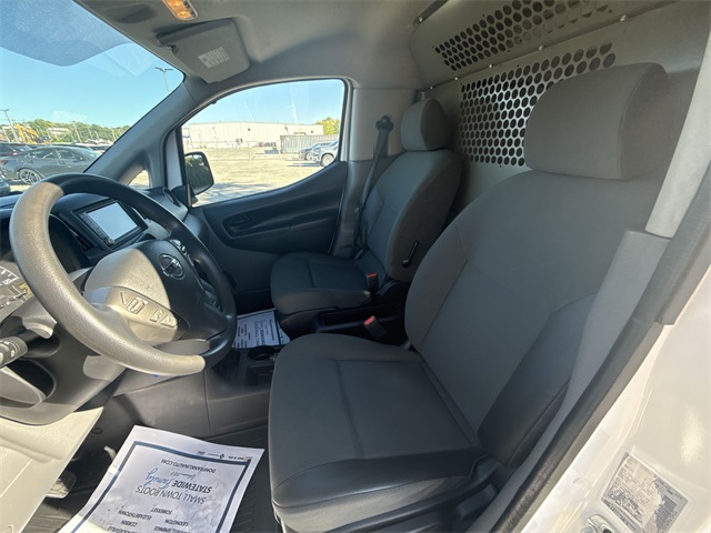 2021 Nissan NV200 S photo 11