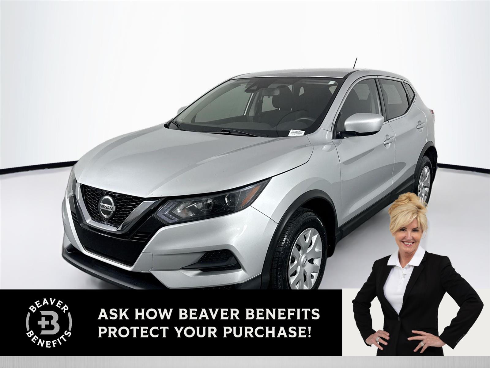 2020 Nissan Rogue Sport S's photo