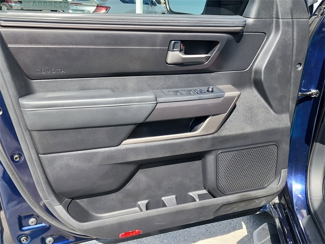 2022 Toyota Tundra SR5 photo 9