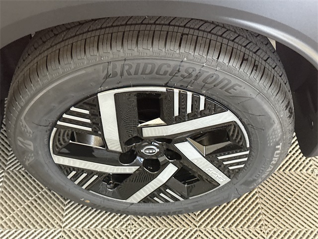 2026 Nissan Kicks SV photo 4