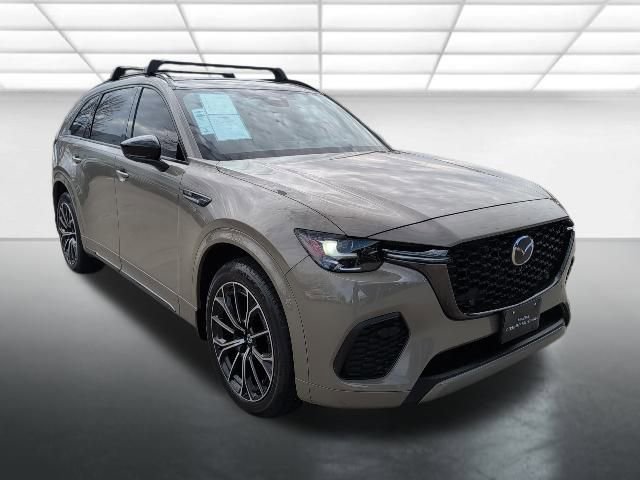 2025 Mazda CX-70 Premium Package's photo