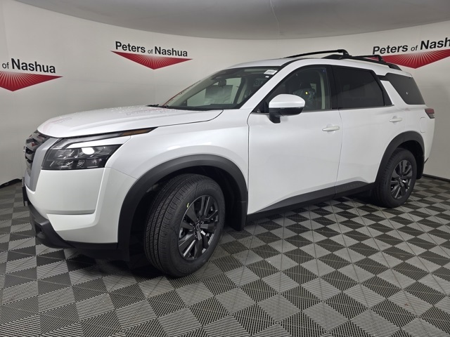 2025 Nissan Pathfinder SV photo 4