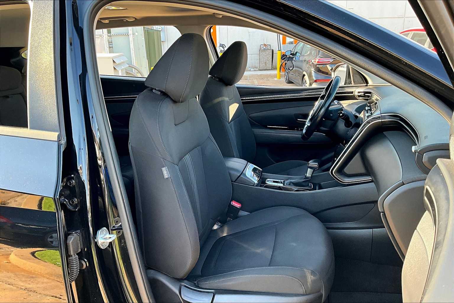 2022 Hyundai Tucson SEL Convenience photo 8