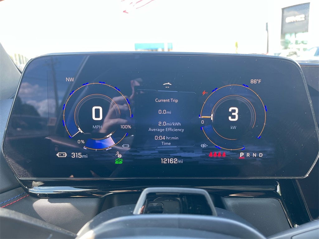 2024 Chevrolet Silverado EV RST photo 23