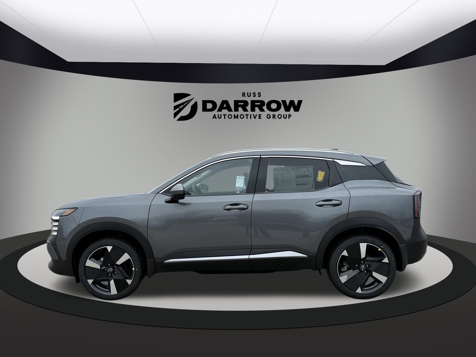 2025 Nissan Kicks SR photo 2