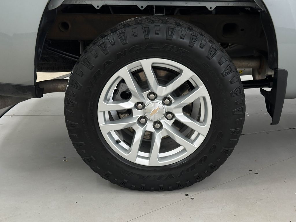 2023 Chevrolet Silverado 1500 LT photo 28