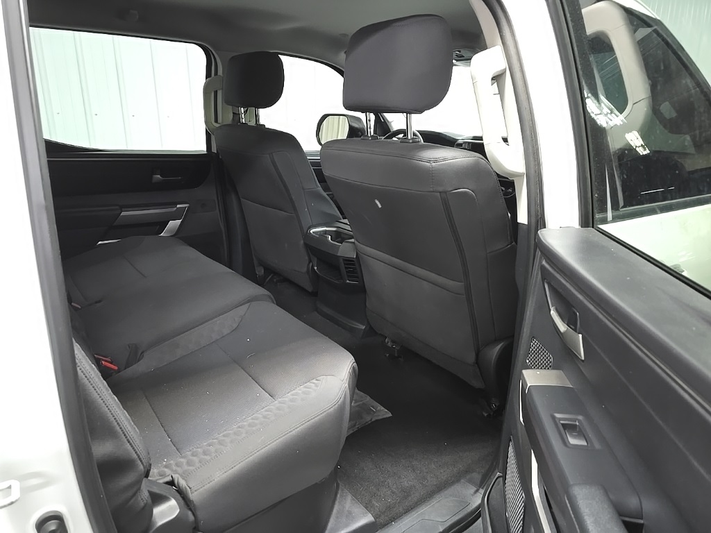 2022 Toyota Tundra SR5 photo 17