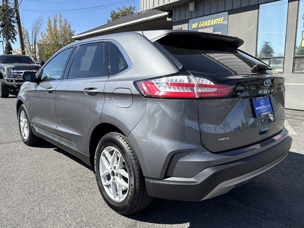 2023 Ford Edge SEL photo 6