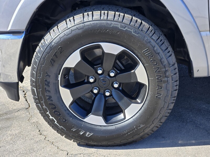2019 Ram 1500 Laramie photo 9