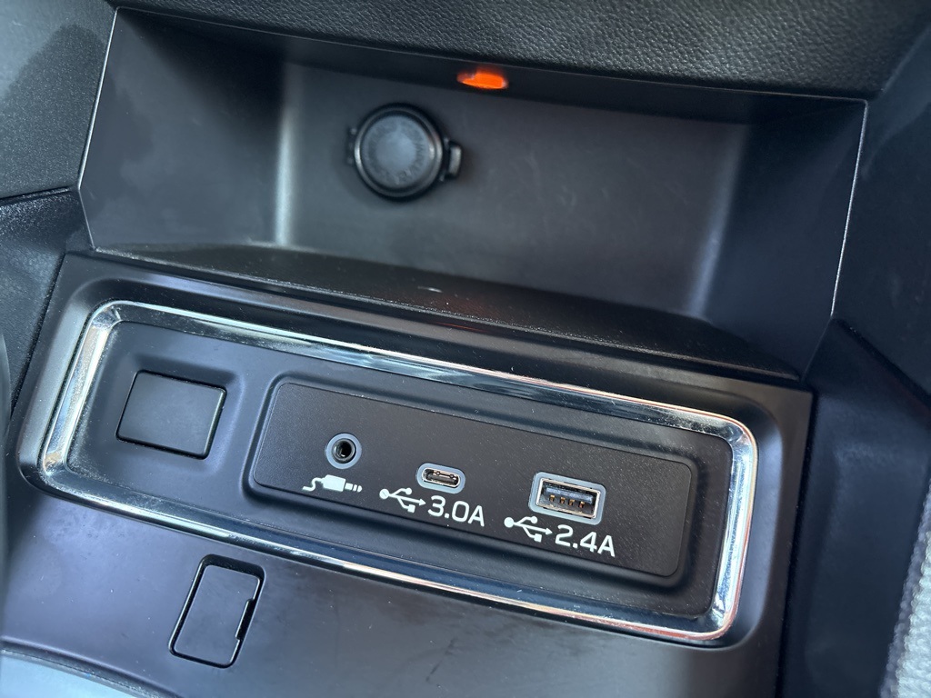 2025 Subaru Ascent Premium photo 21
