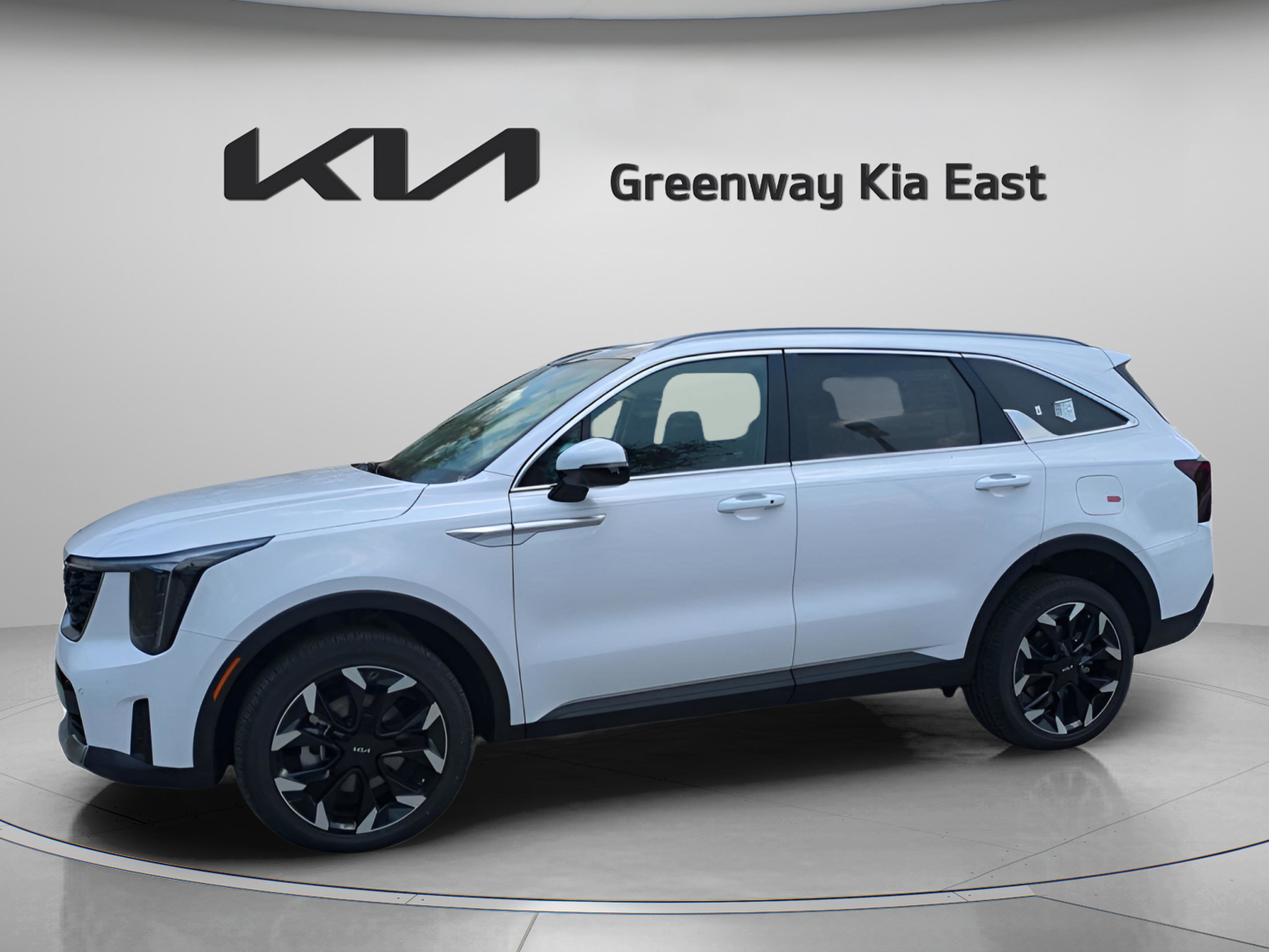 2025 Kia Sorento EX photo 3