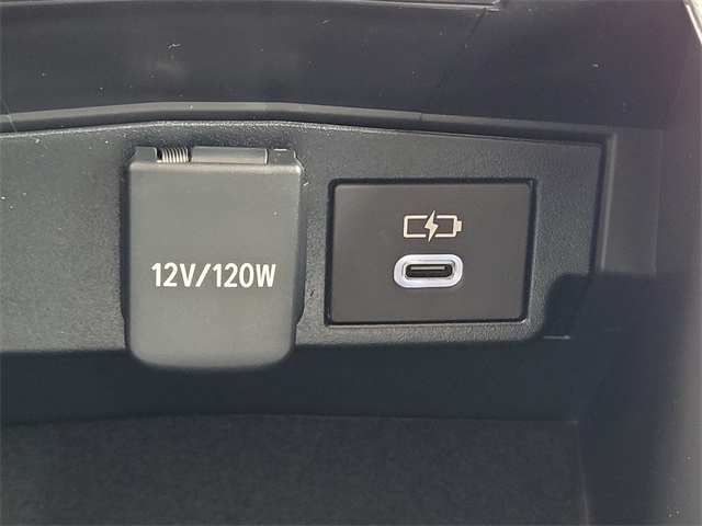 2026 Toyota Corolla Cross L photo 10