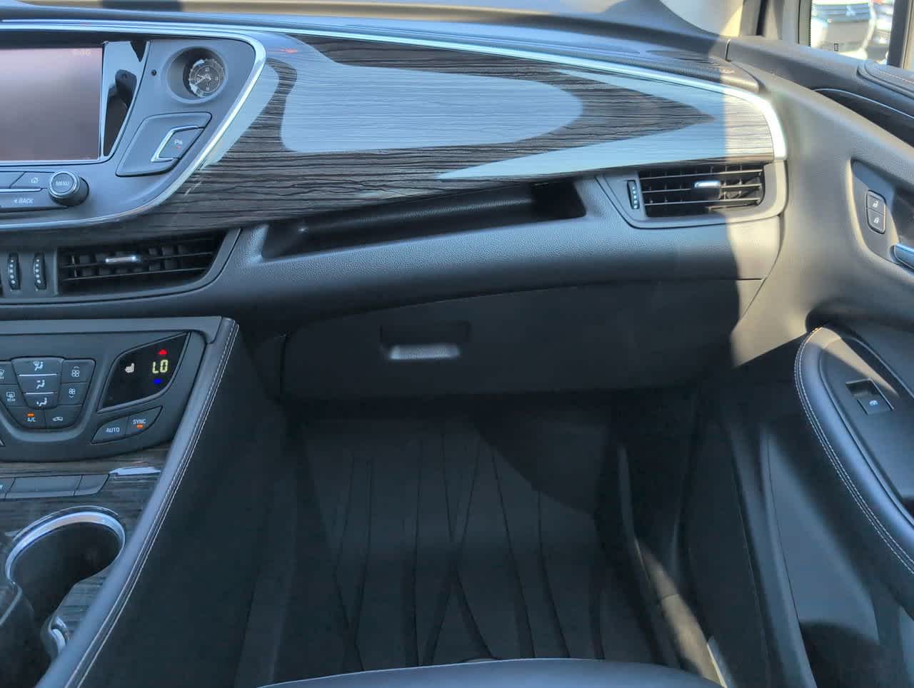 2018 Buick Envision Essence photo 17