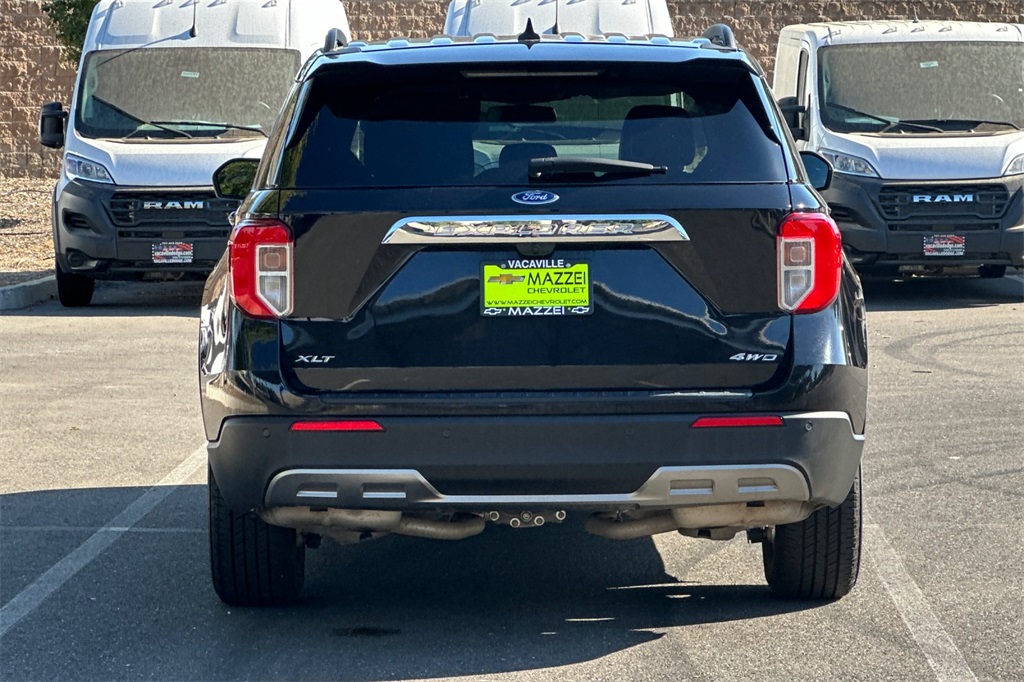 2022 Ford Explorer XLT photo 10