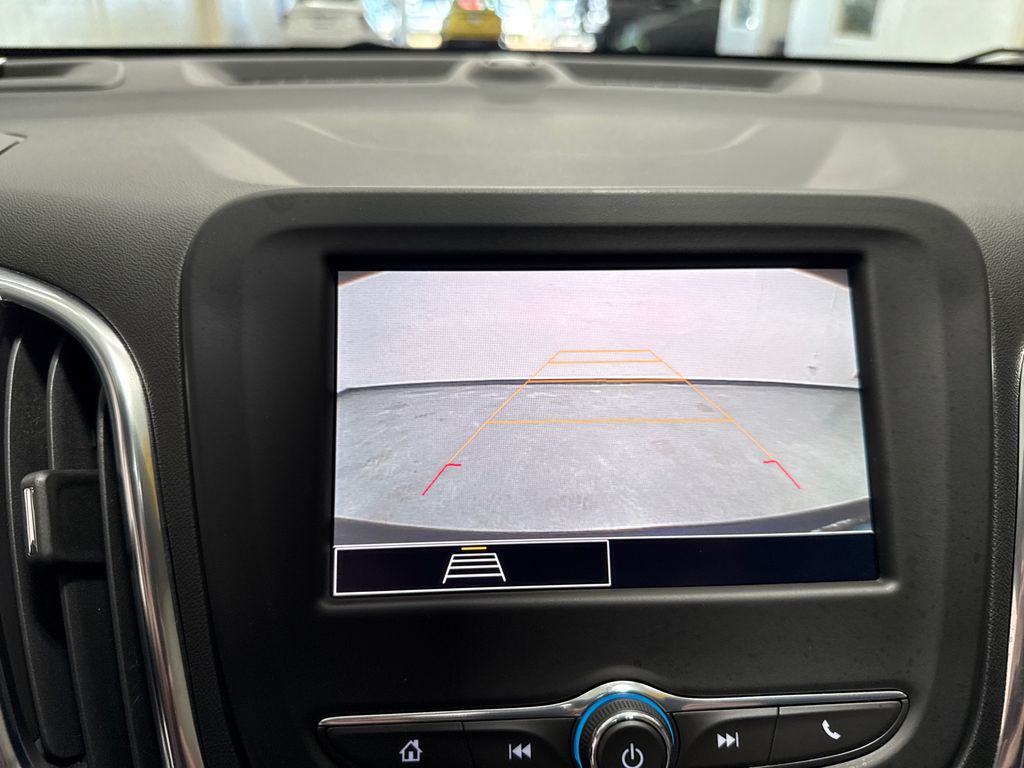 2022 Chevrolet Equinox LT photo 21