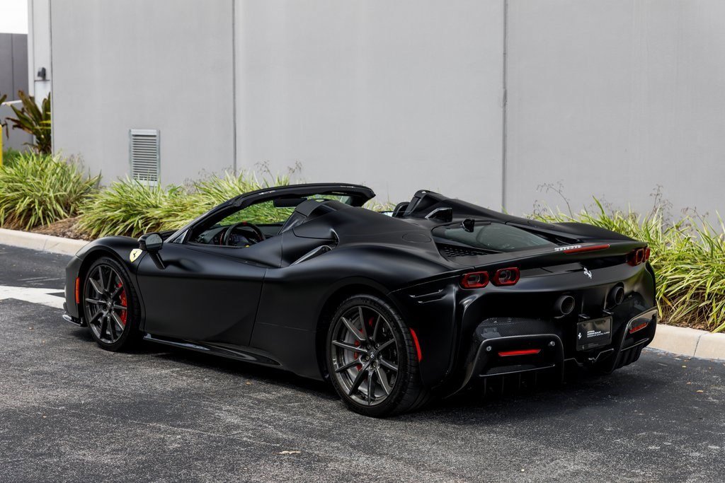 2022 Ferrari SF90 Spider photo 3