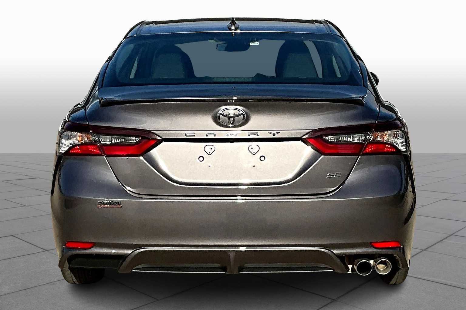 2024 Toyota Camry SE photo 5