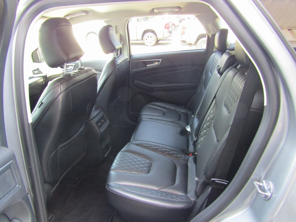 2024 Ford Edge Titanium photo 26