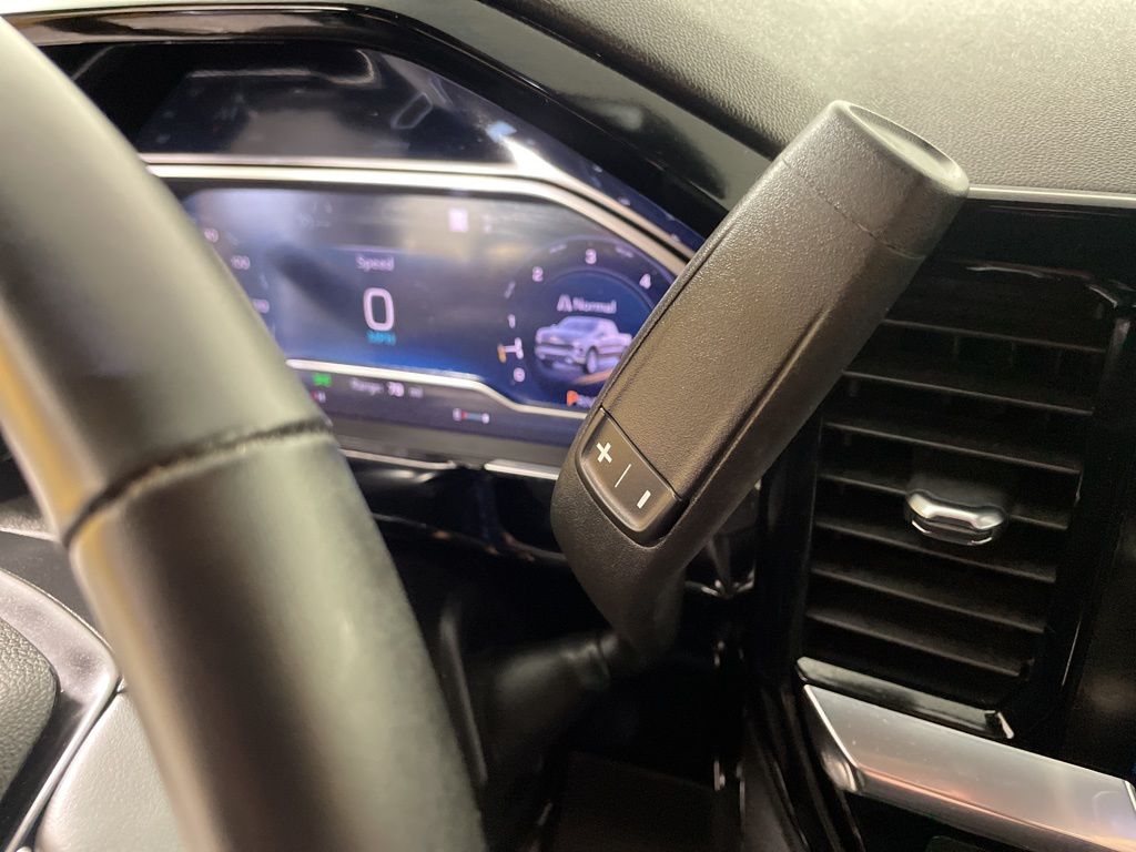 2023 Chevrolet Silverado 1500 RST photo 25