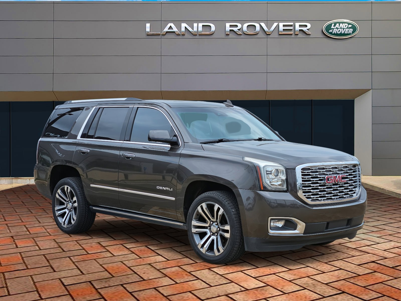 2019 Gmc Yukon Denali photo 3