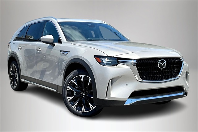 2025 Mazda CX-90 Premium Plus Package's photo