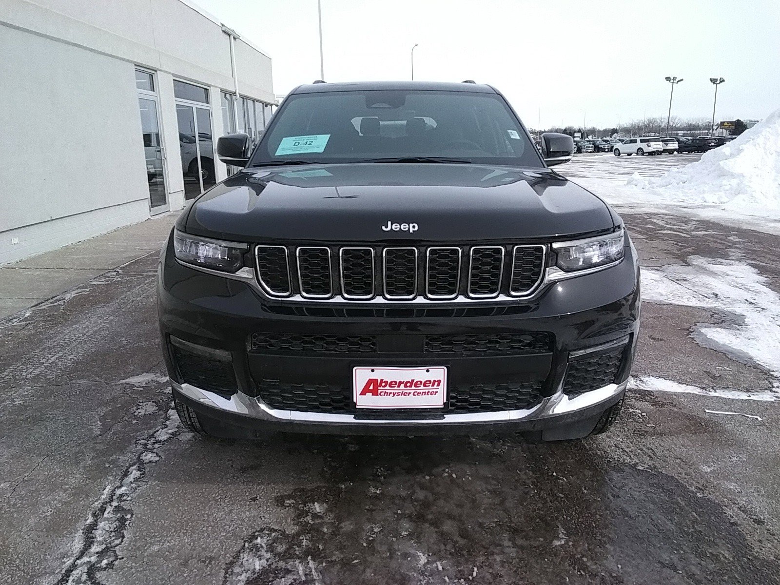 2025 Jeep Grand Cherokee L photo 3
