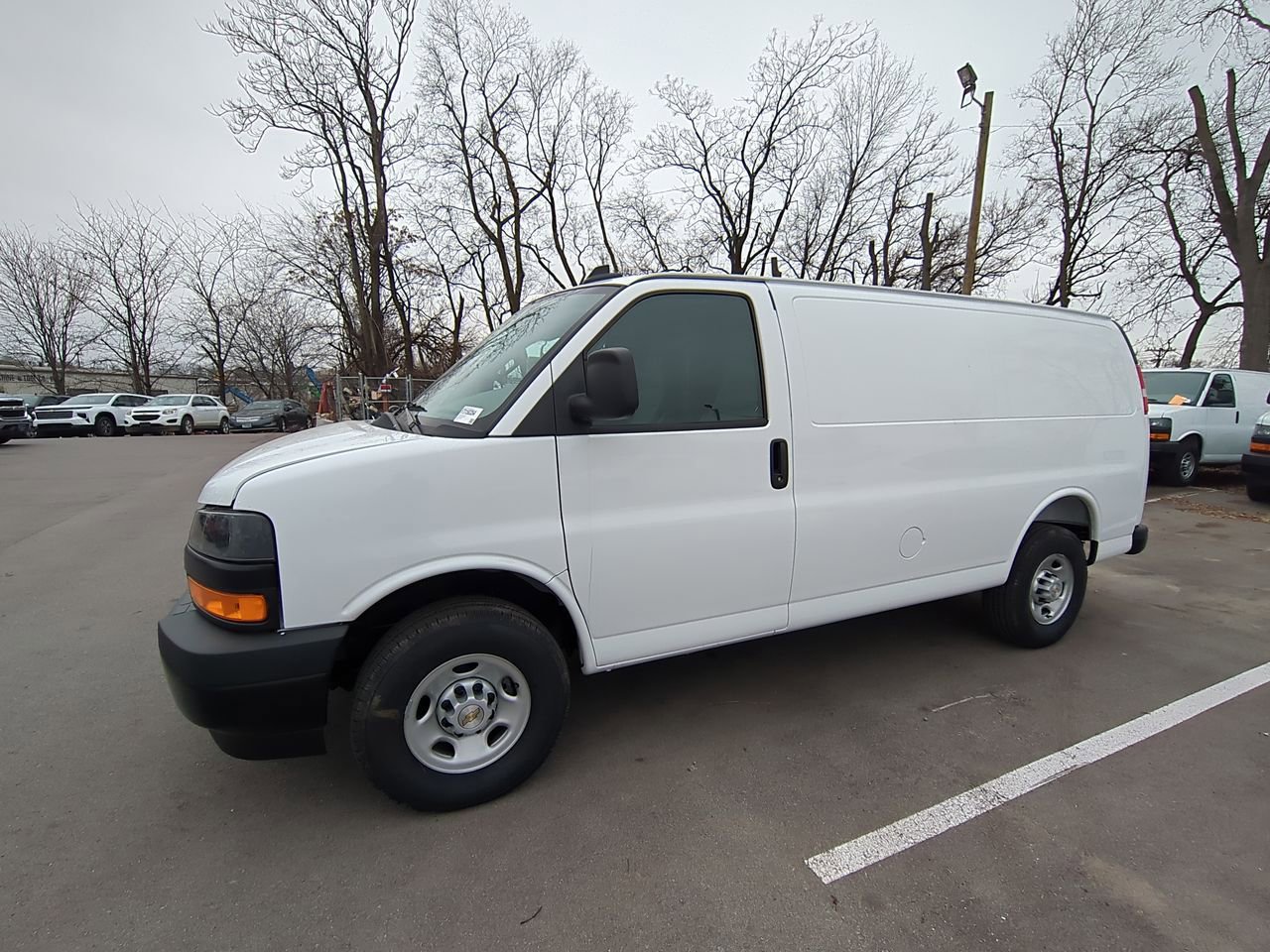2025 Chevrolet Express Cargo Work Van's photo