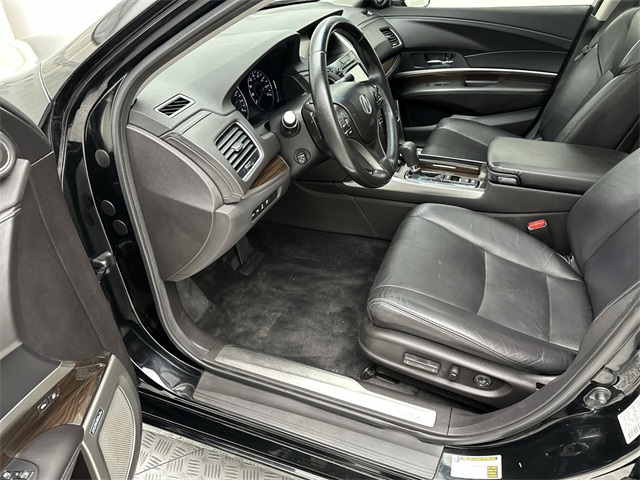 2014 Acura RLX Base photo 3