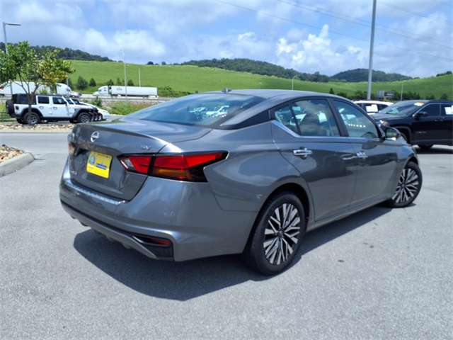 2023 Nissan Altima 2.5 SV photo 24