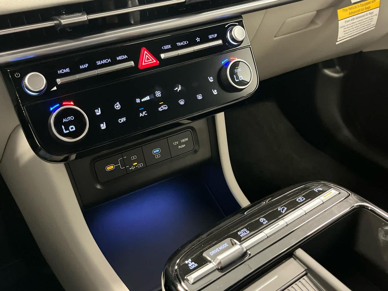2025 Hyundai Tucson Limited photo 40