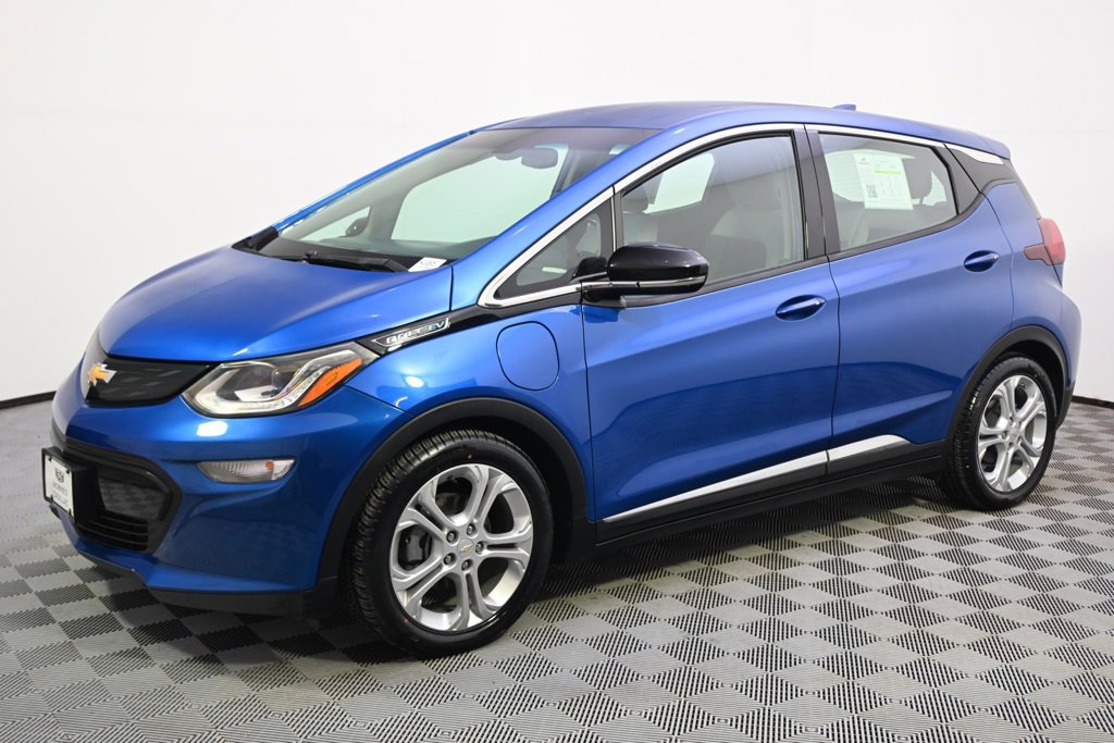 Used 2017 Chevrolet Bolt EV LT with VIN 1G1FW6S03H4138606 for sale in Minneapolis, MN