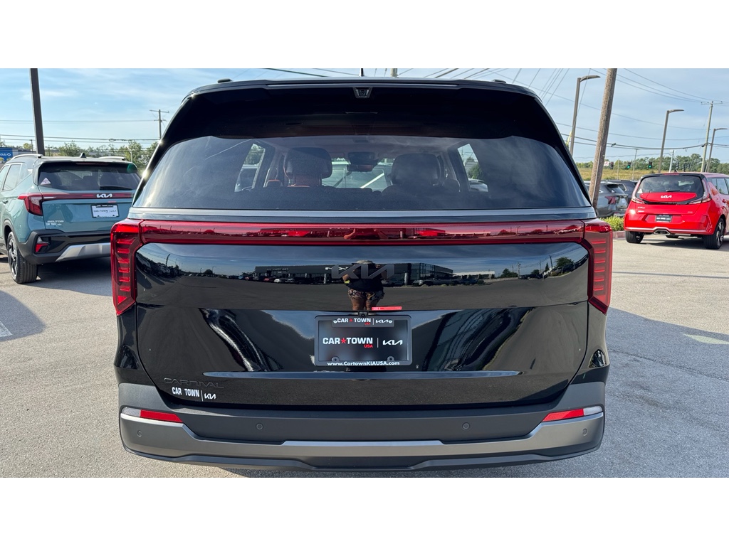 2026 Kia Carnival SX Prestige photo 3