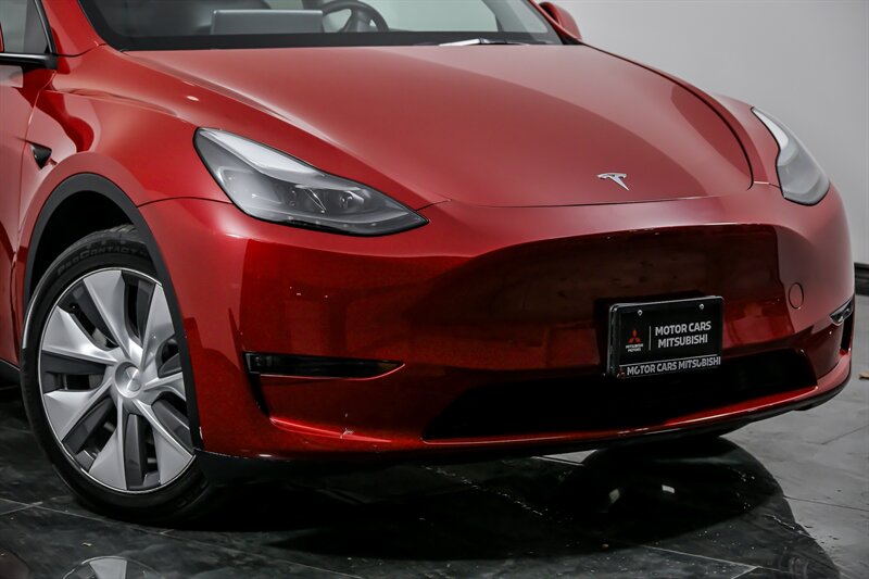Used 2023 Tesla Model Y Long Range with VIN 7SAYGDEE9PF809568 for sale in Aurora, IL