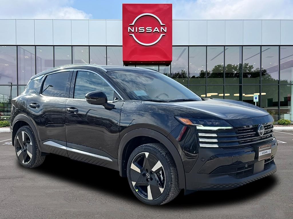 2025 Nissan Kicks SR photo 2