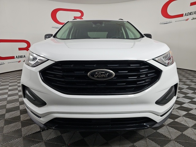 2024 Ford Edge SE photo 2