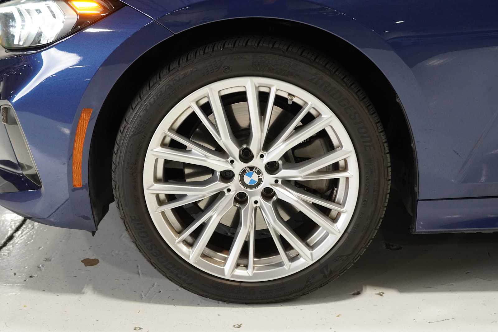 2023 Bmw 330i photo 8