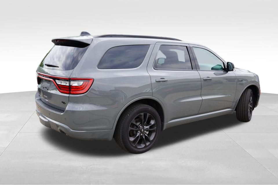 2024 Dodge Durango R/T Plus photo 2