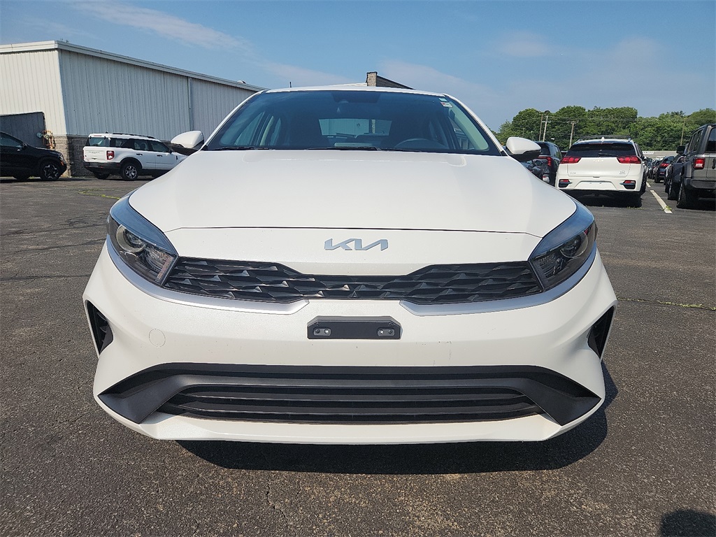 Certified 2022 Kia FORTE LXS with VIN 3KPF24AD0NE498597 for sale in Old Saybrook, CT