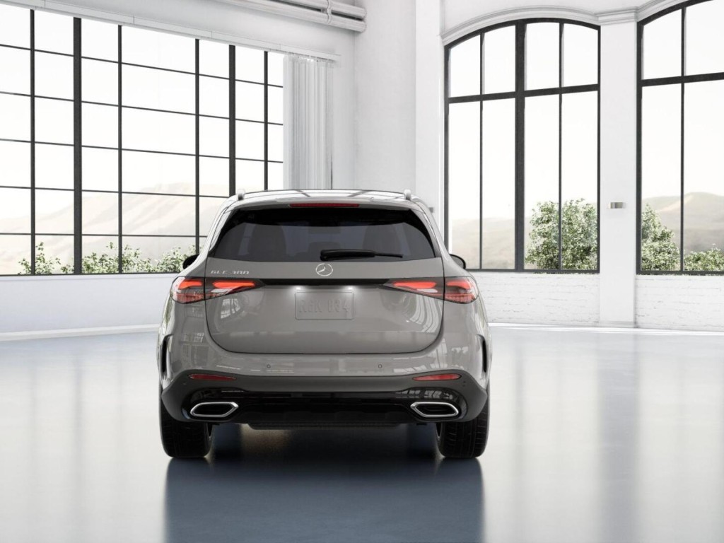 2026 Mercedes Benz GLC 300 photo 23