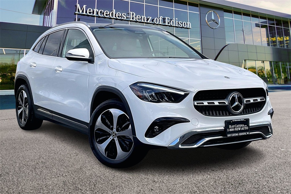 2026 Mercedes-Benz GLA GLA 250's photo