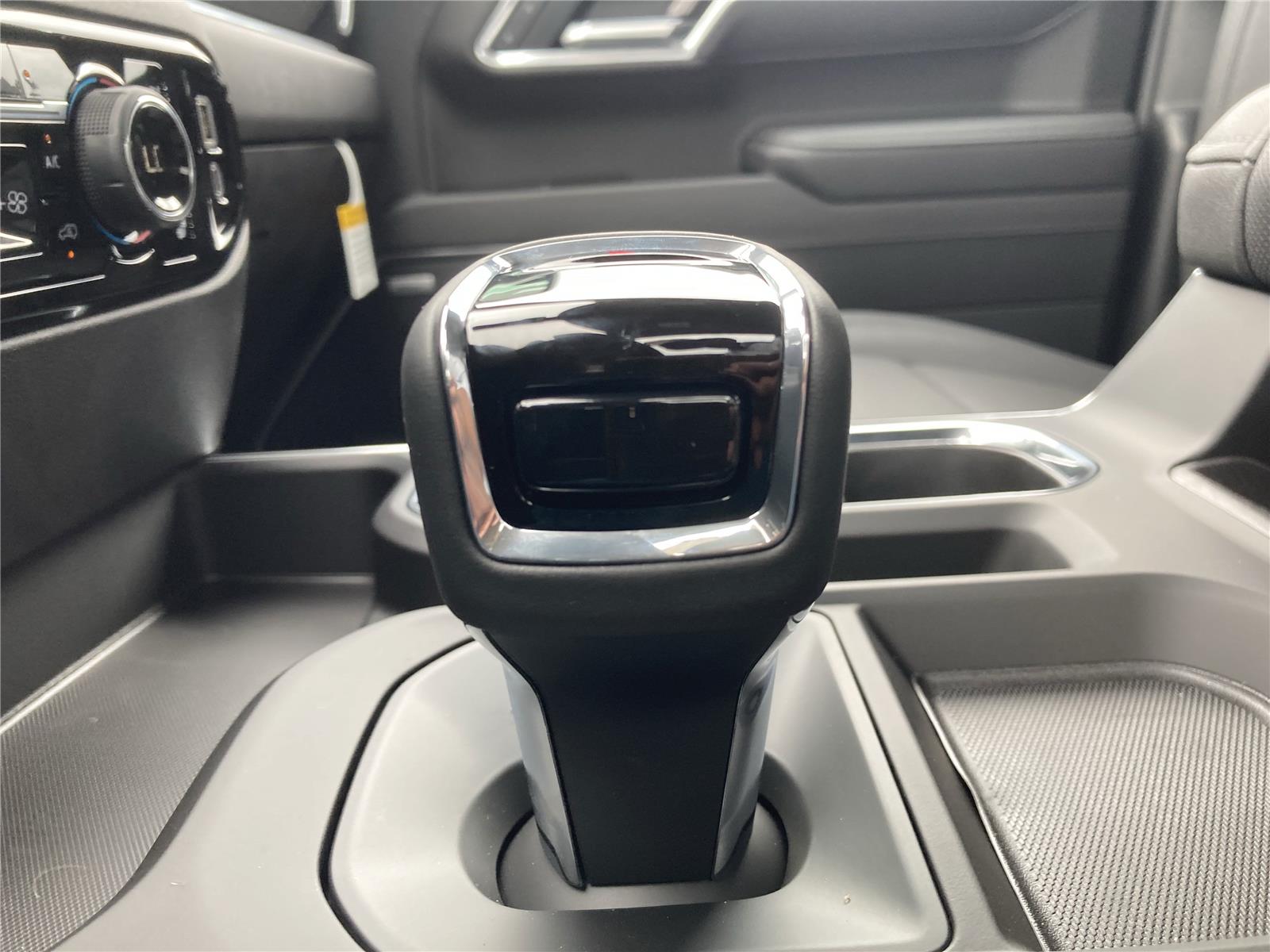 2026 Chevrolet Silverado 1500 LTZ photo 23